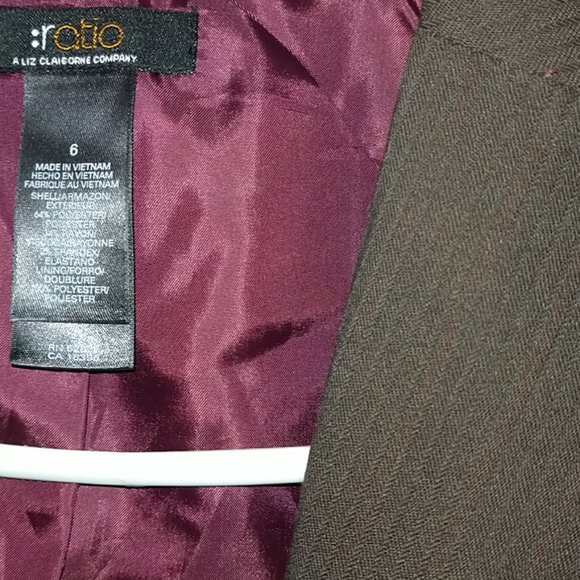 Suit jacket - Picture 3 of 4